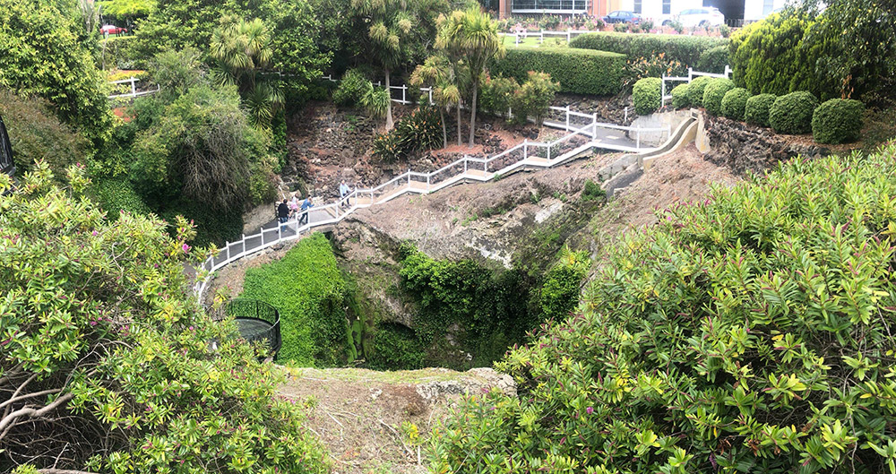 Photo: Mt Gambier sinkhole
